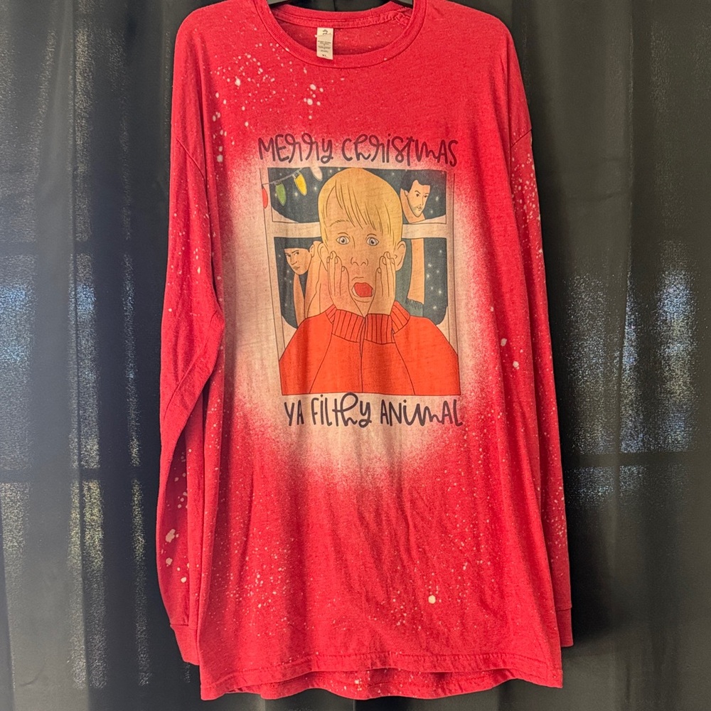 Red Christmas Home Alone Graphic Long Sleeve Tee
